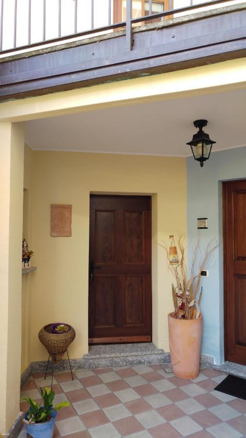 La Casa Delle Fate Villa Cremia Exteriör bild